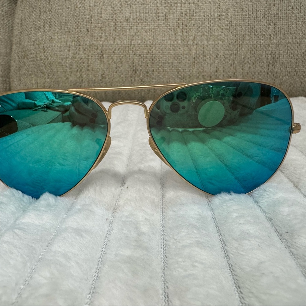 Aviator Sunglasses with Blue Lenses